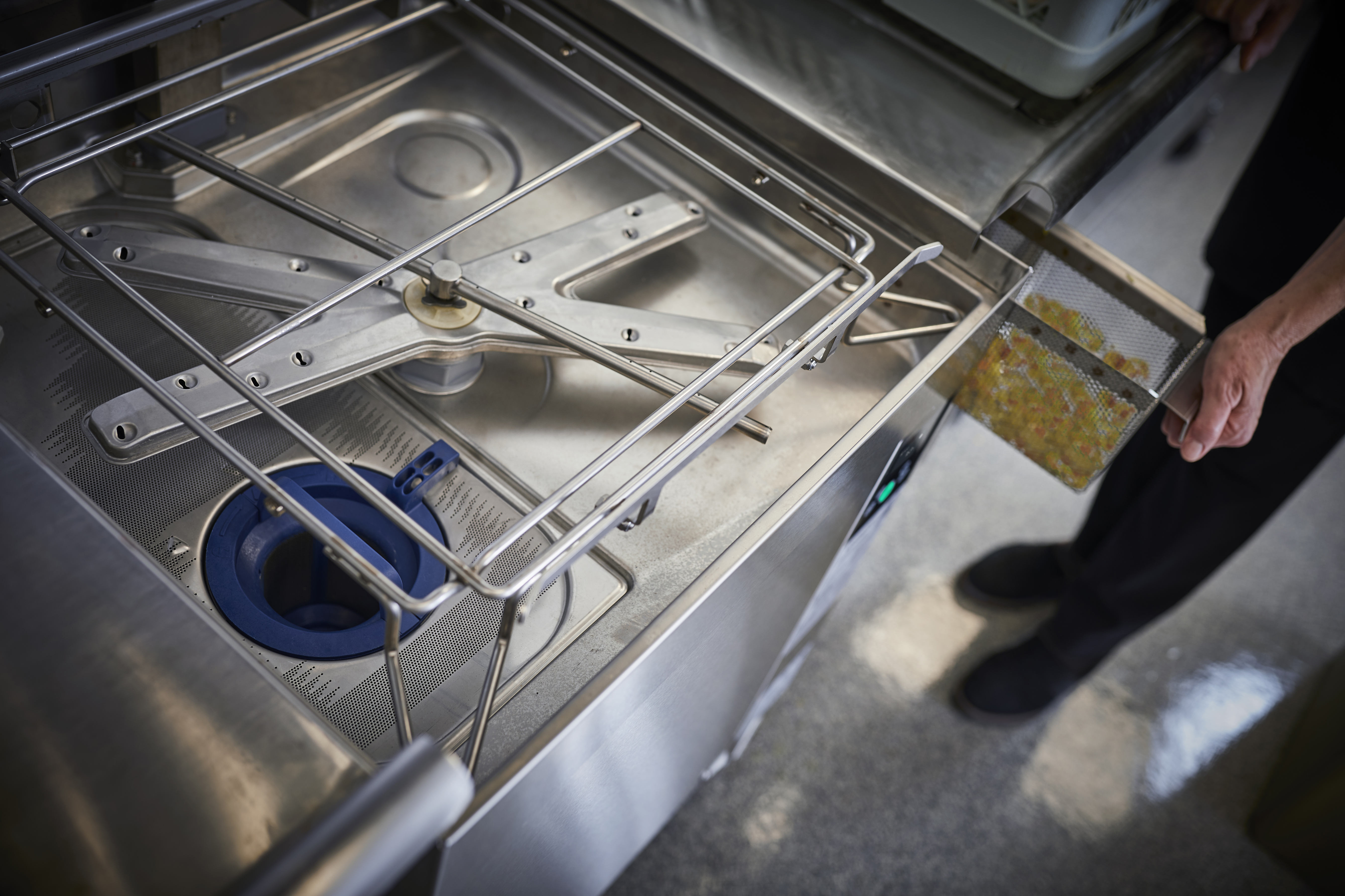 Hobart AM16 ASR Door Type Commercial Dishwasher | ITW Food
